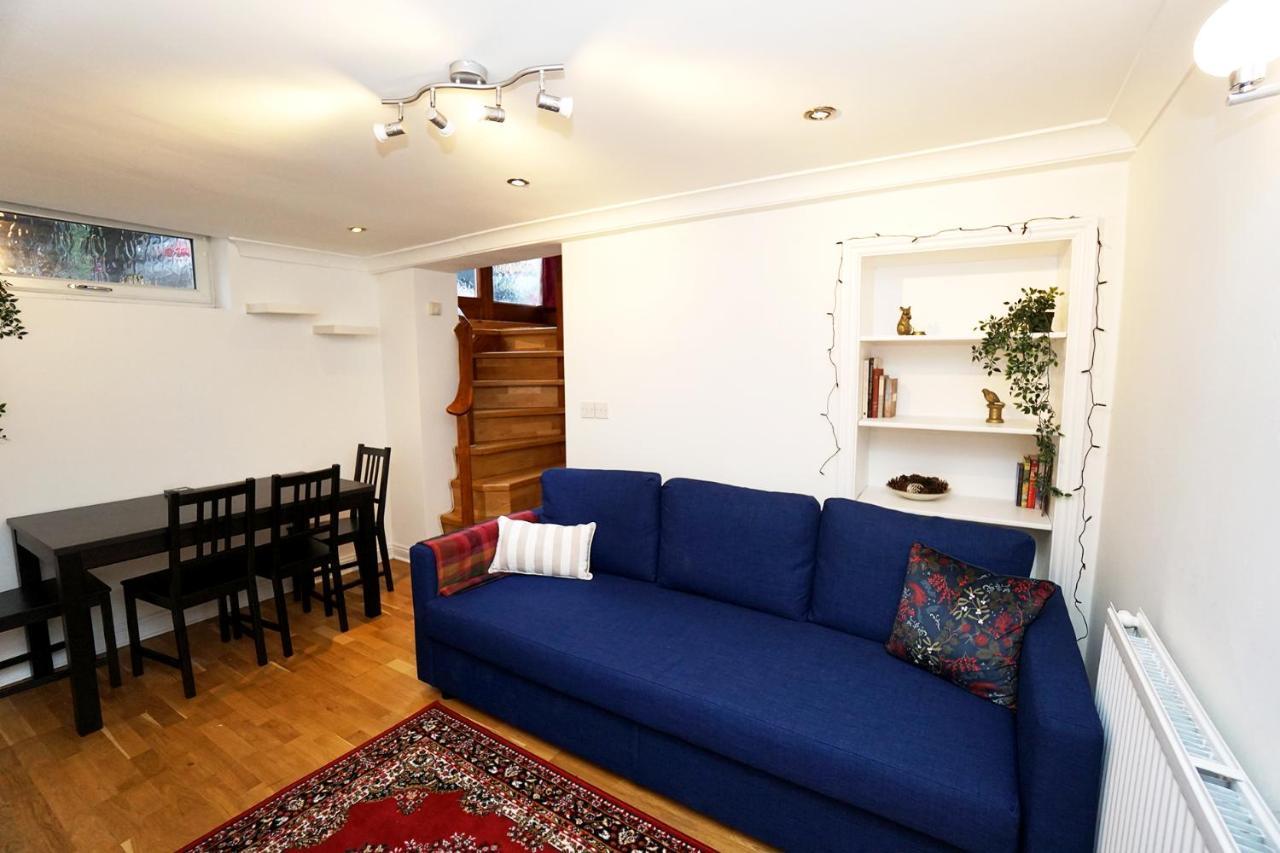 Cozy Retreat By Aresti Hotels Лондон Экстерьер фото